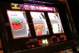 Antarmuka pemilihan permainan slot di logika 300